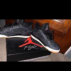 Jordan 4 Retro lazer black gum